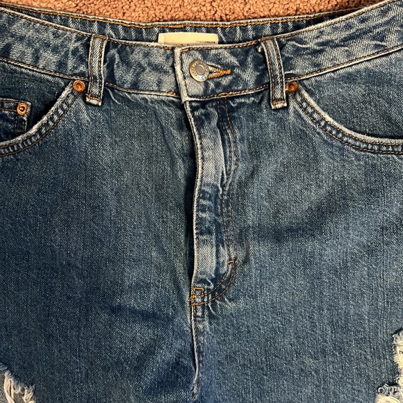 TopShop Distressed Denim Shorts - Picture 2 of 6